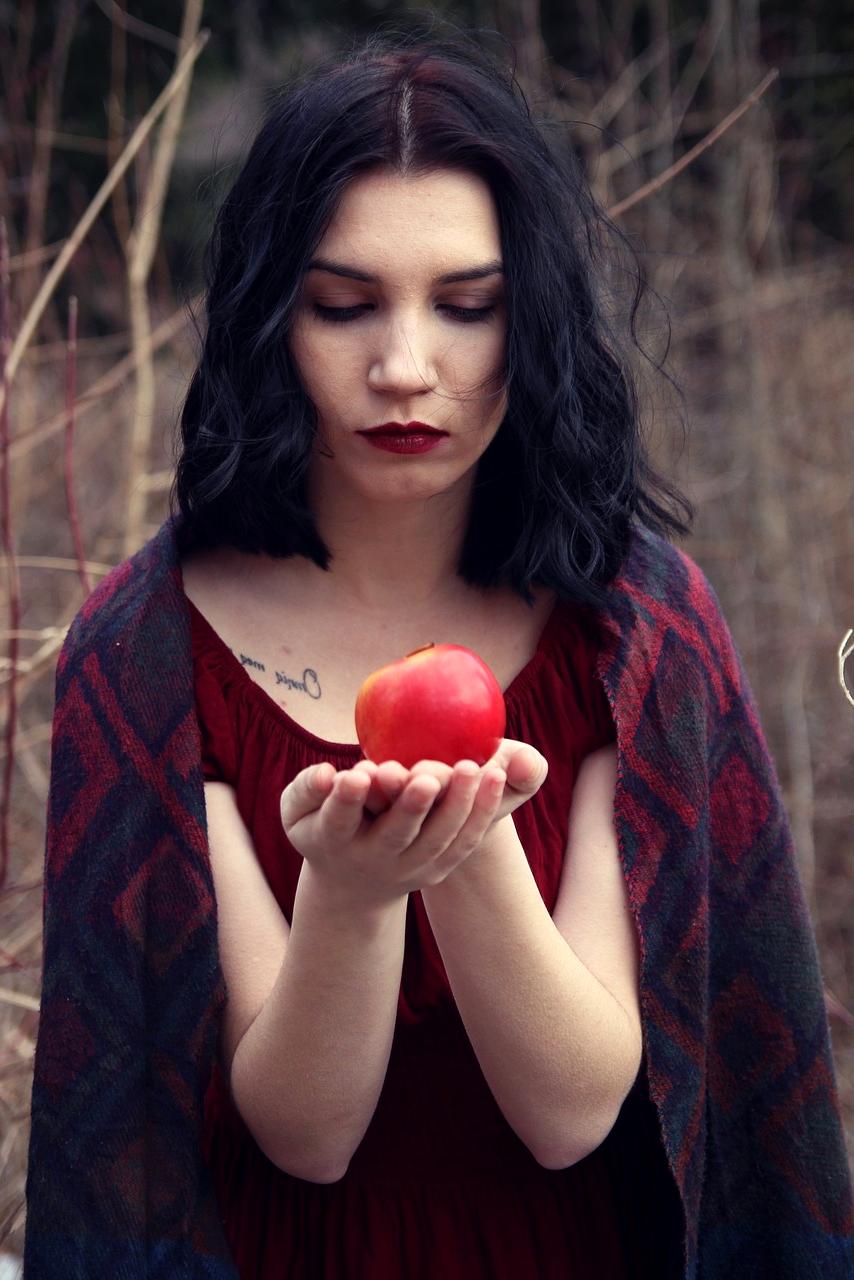 Customer Sarah Thompson